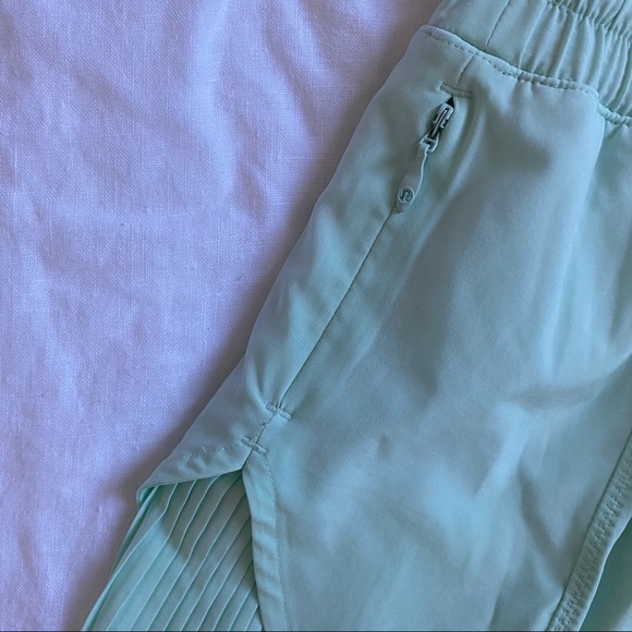 LULULEMON // Pleat to Street Short | Sea Mist - Picture 10 of 10